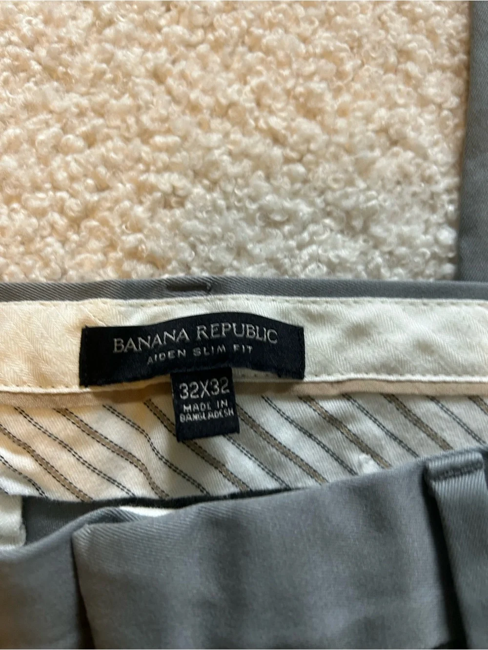 Banana Republic Men's Gray Chino Pants
